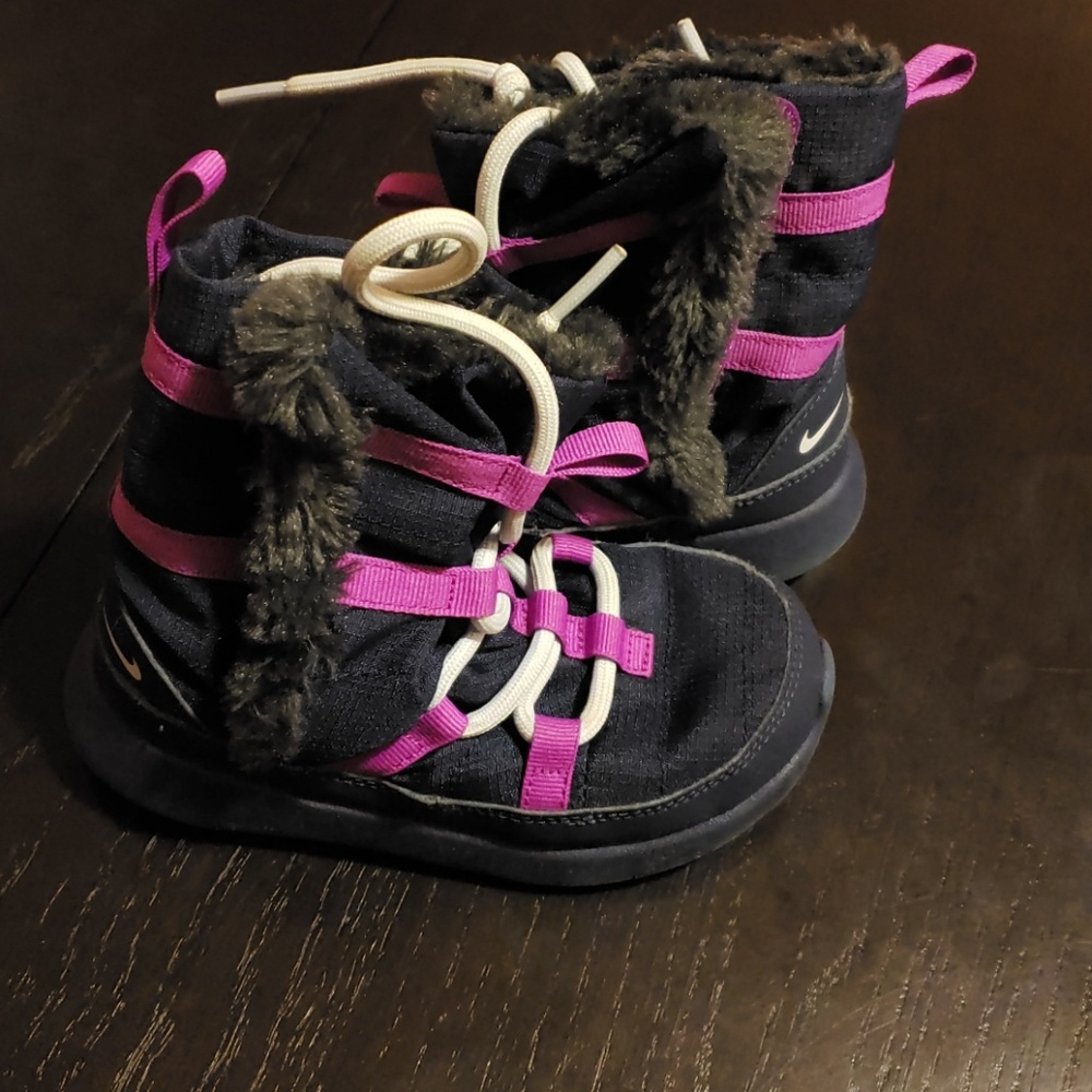 Nike Roshe One Hi Toddler Girl Sneakerboot